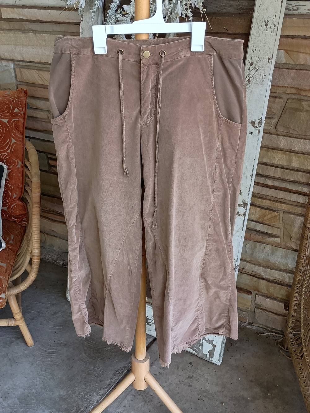 Wearables Women Casual Boho Drawstring Wide-Leg  Capri Pants - Taupe,_M